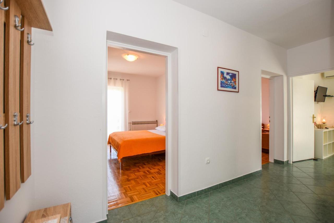 Apartmani Marija Ljubica Pag Town Luaran gambar