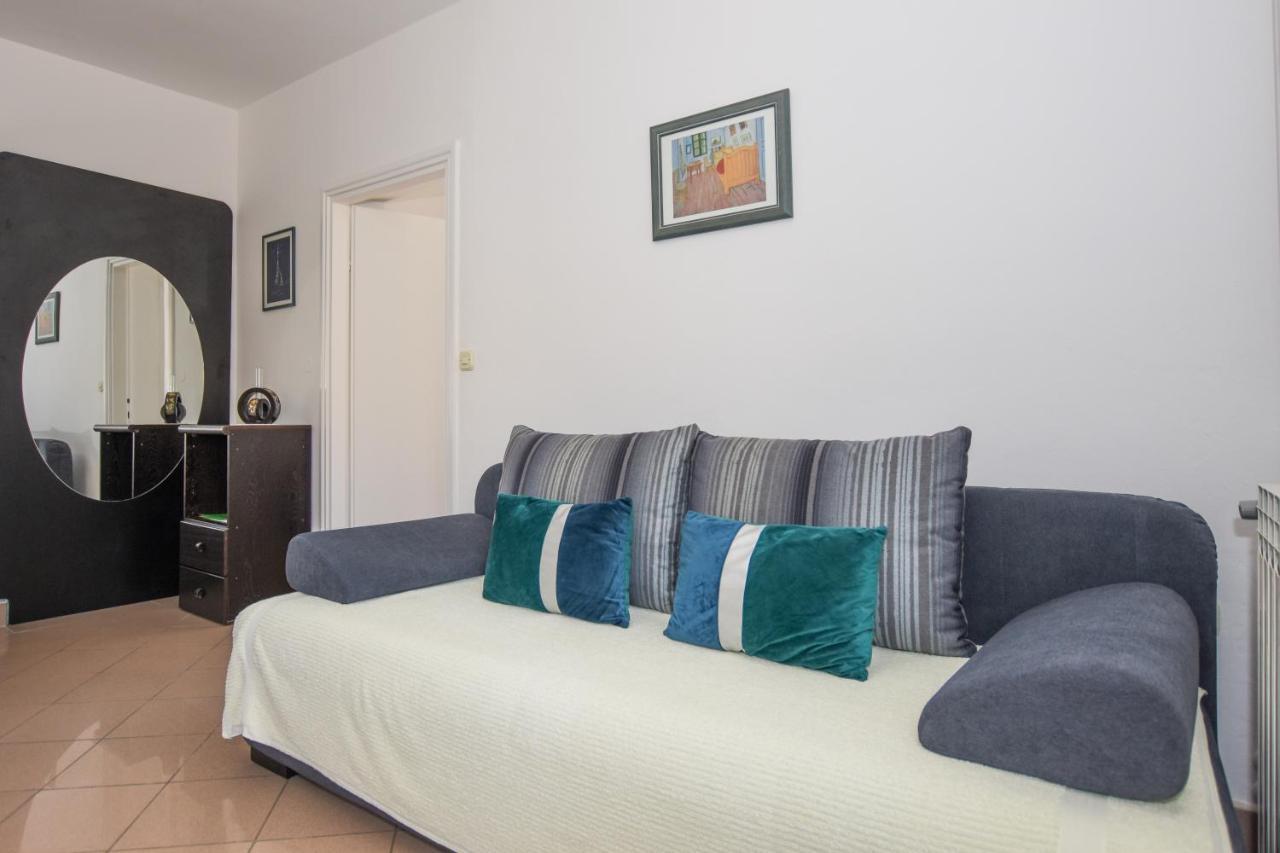 Apartmani Marija Ljubica Pag Town Luaran gambar