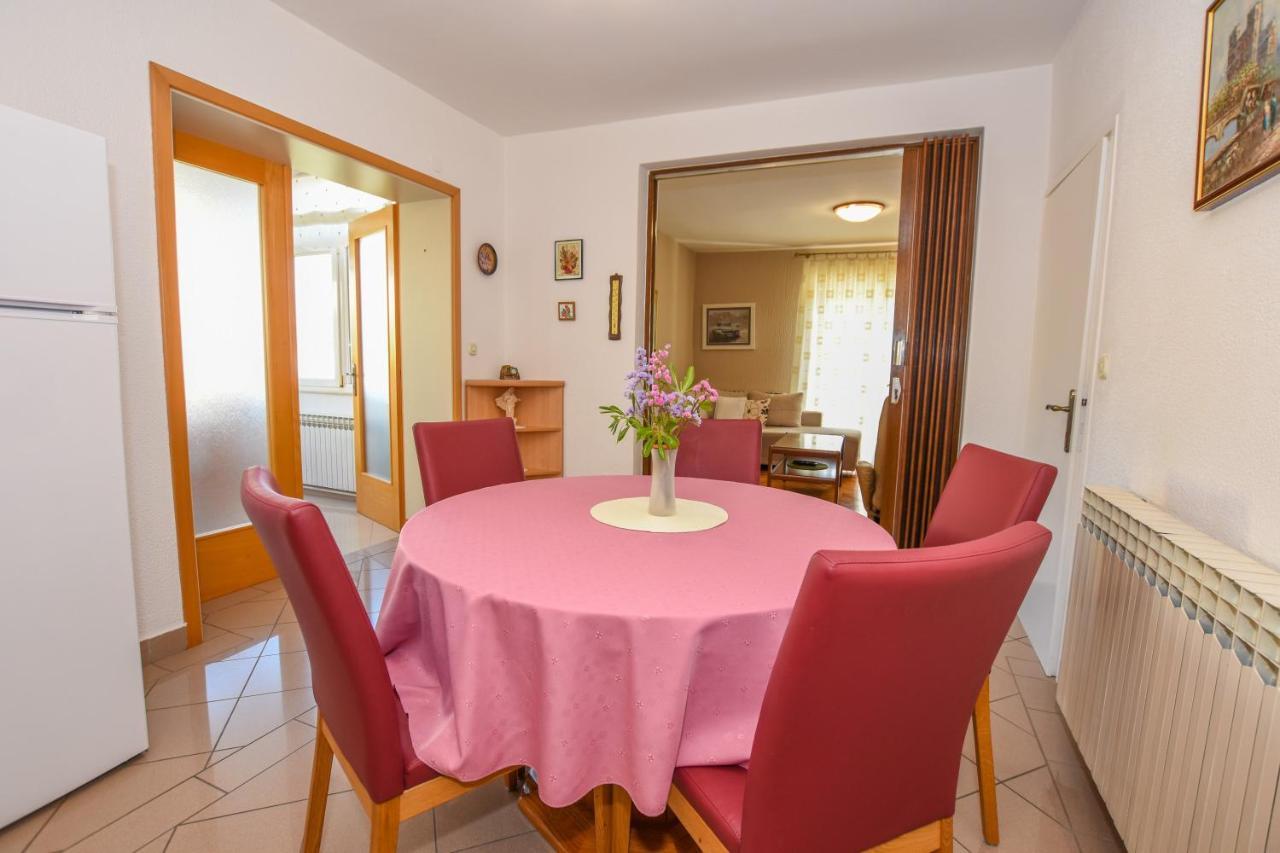 Apartmani Marija Ljubica Pag Town Luaran gambar