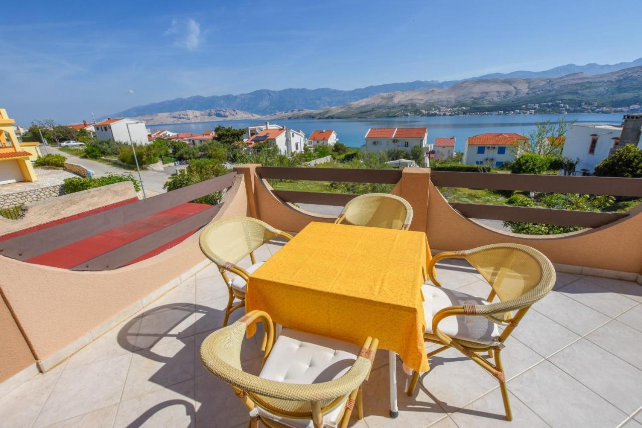 Apartmani Marija Ljubica Pag Town Luaran gambar