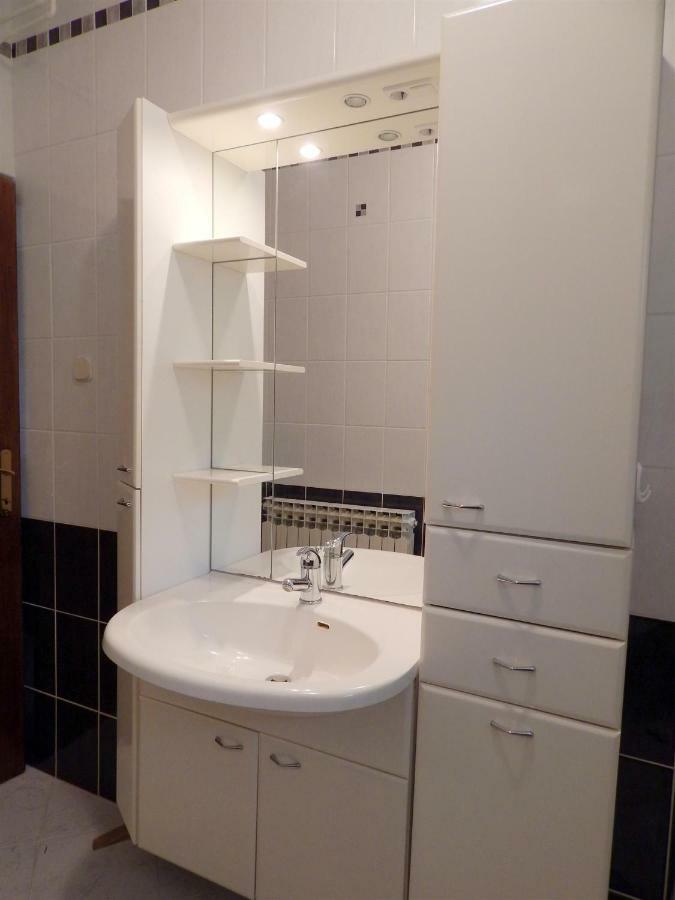Apartmani Marija Ljubica Pag Town Luaran gambar