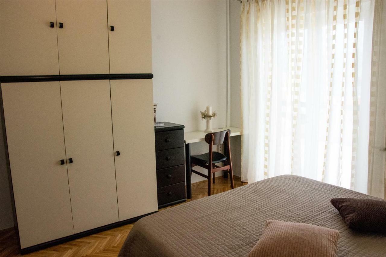 Apartmani Marija Ljubica Pag Town Luaran gambar